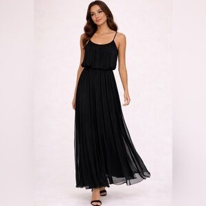 Bisou Bisou Dress Black Maxi Pleated